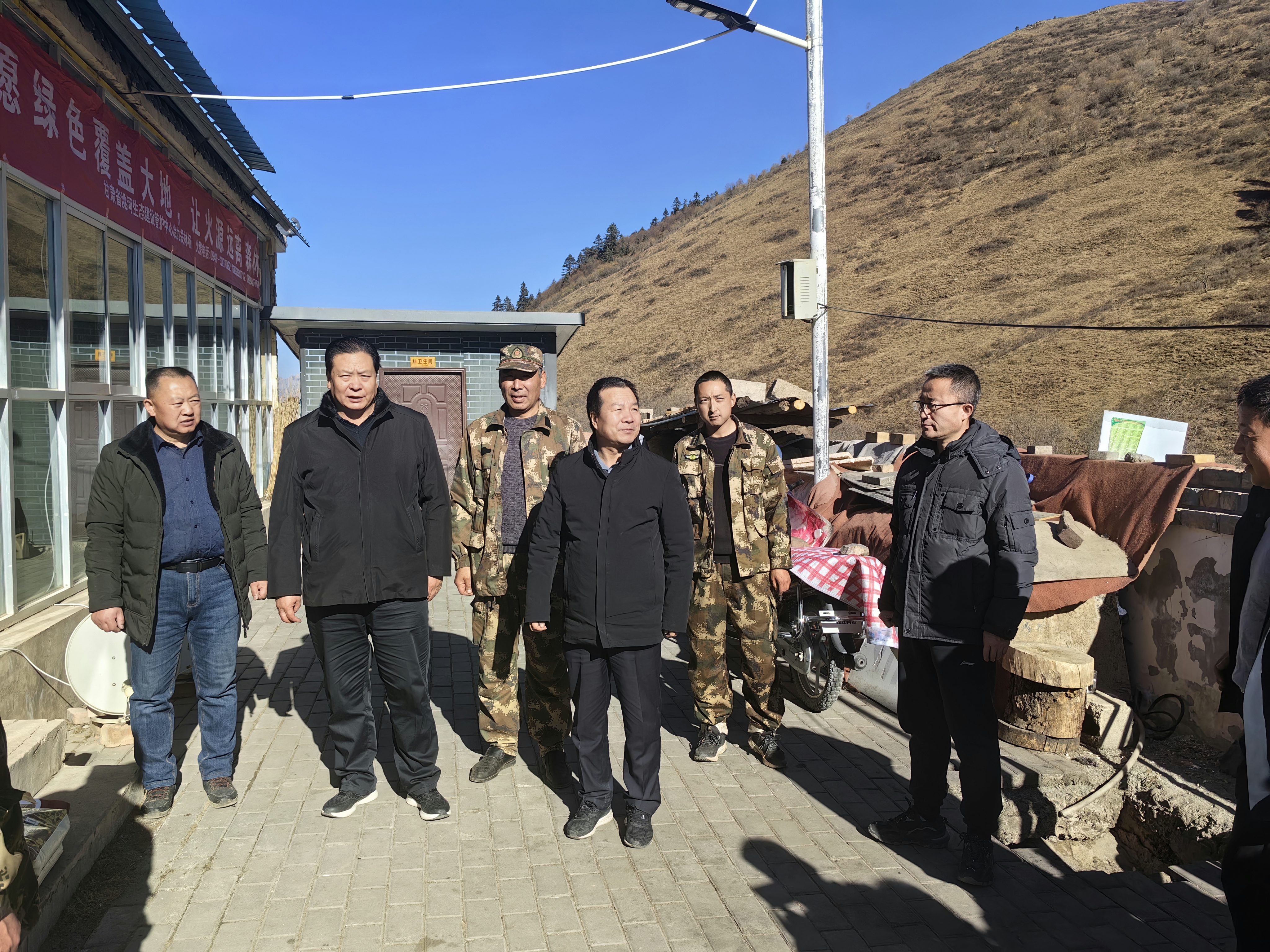 李刚满一行督促检查元旦期间护林防火和安全生产工作