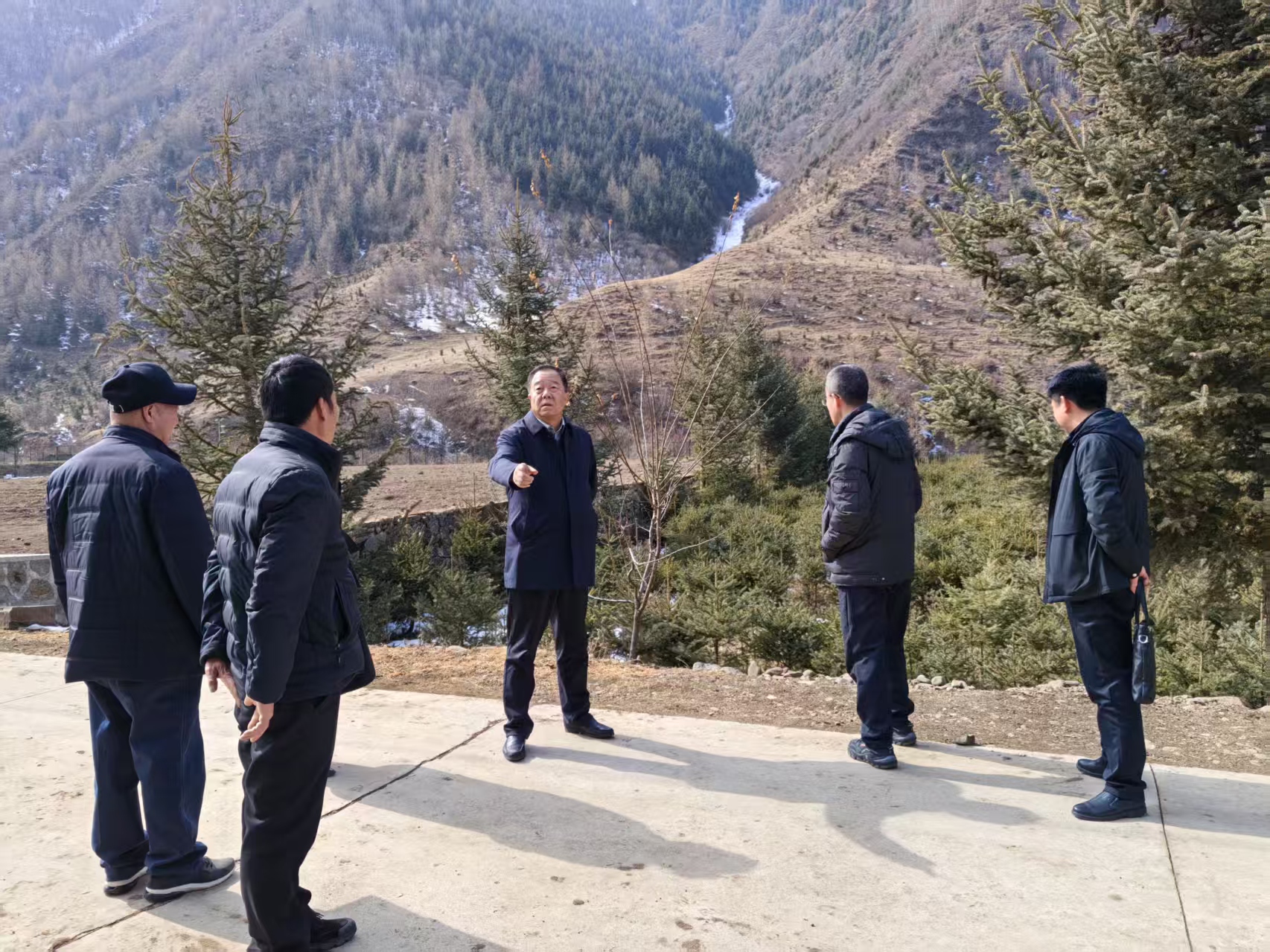 严把种苗质量，确保“放心苗”—甘肃省洮河生态建设管护中心党委书记、主任韩宝红督导检查育苗生产工作