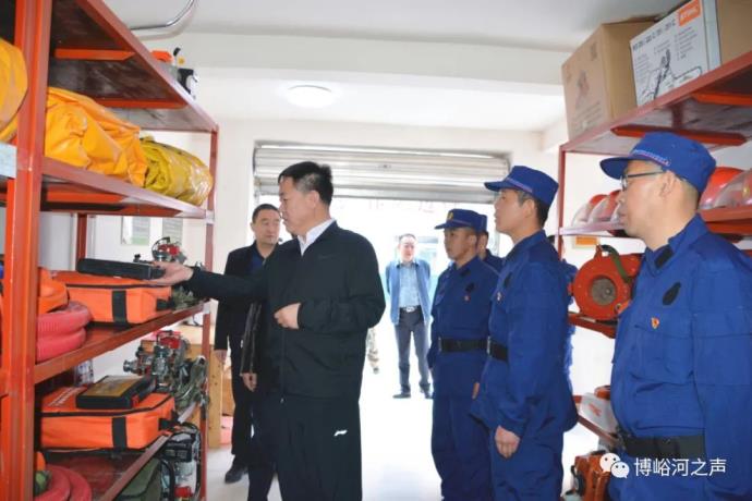 何建平督查博峪河管护中心护林防火等工作