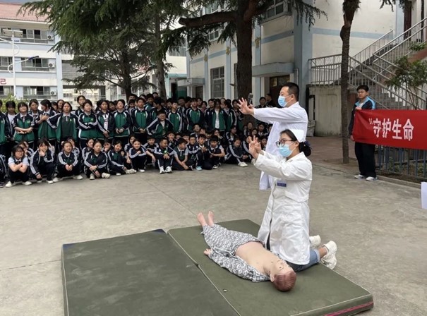 图片2.jpg